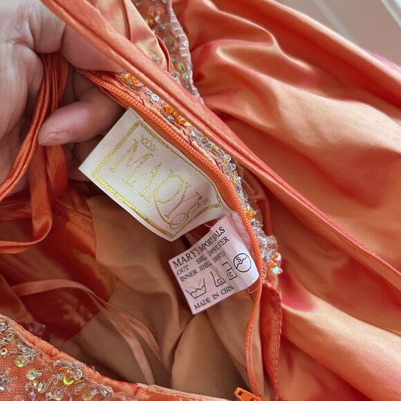 MARY'S FORMAL QUINCEANERA/PROM DRESS Sz 8 Beaded - Picture 7 of 16